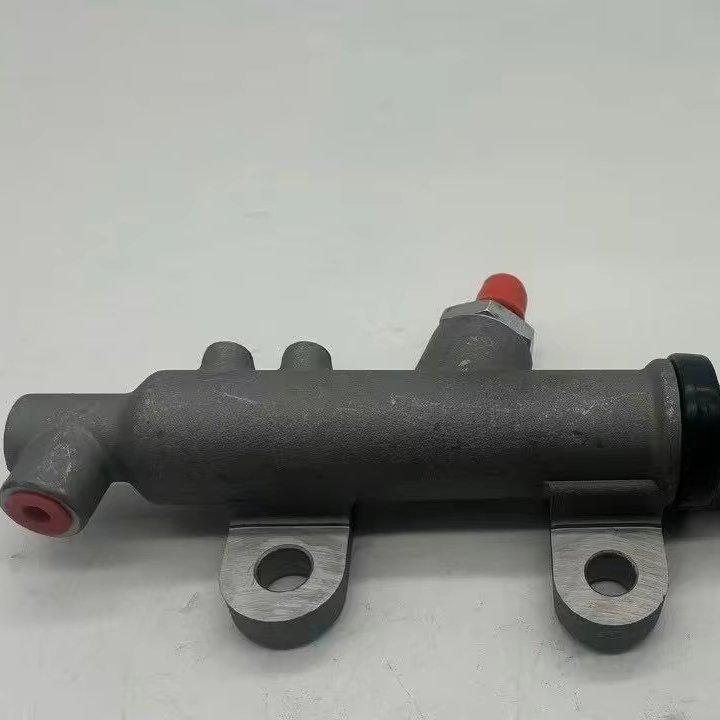 BRAKE MASTER CYLINDER CLUTCH MASTER CYLINDER 4700530300